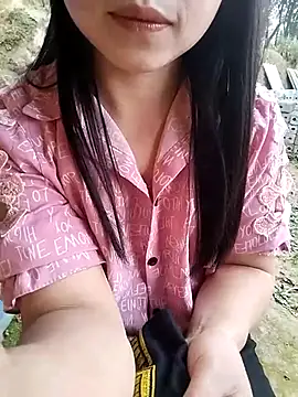 Tiyir597 Adlı Modelin Web Kamerası Şovu