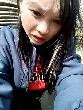 Tiyir597 Pertunjukan Webcam