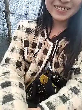 Tiyir597 webkamerás műsora