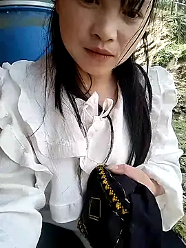 Вебкам-шоу Tiyir597