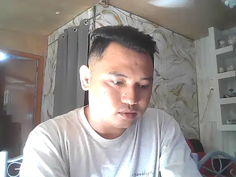 BicuriousExploer Pertunjukan Webcam