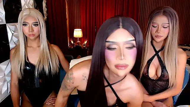 Show modela Horsecockvictoriats na web-kameri