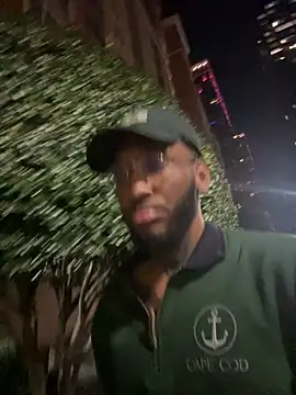 bamfbobbybrown: διαδικτυακό σόου στην κάμερα