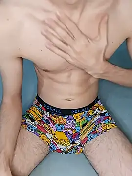twink_andri – Kamerová šou