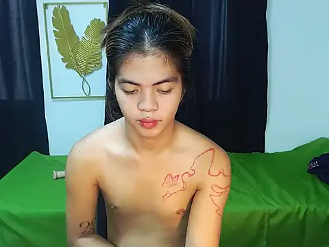 Exotic_YhannaUncut Pertunjukan Webcam