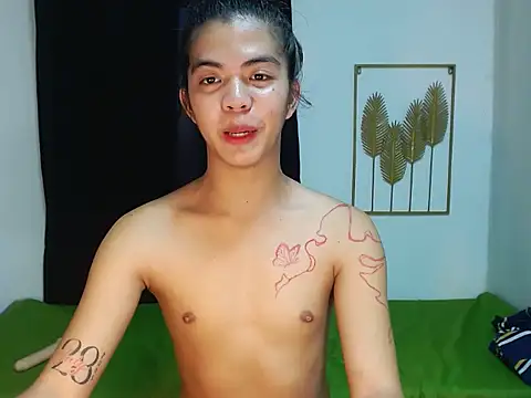 Exotic_YhannaUncut 网络视讯表演
