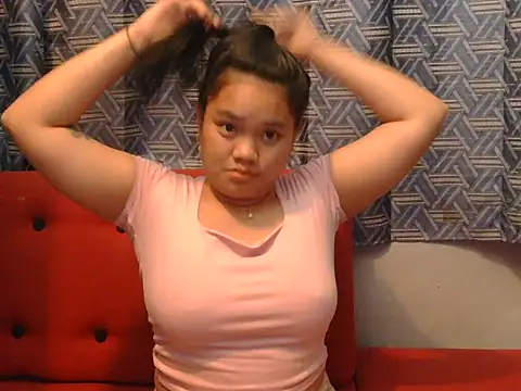 prettykrysgirl's Webcam Show