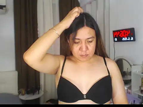 stellahugeX Pertunjukan Webcam