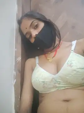 Simran_Love_143 Show in webcam