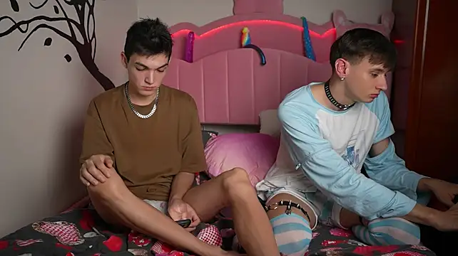 MattyandAiden Pertunjukan Webcam