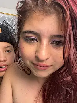 Xuxi_XXX's Webcam Show