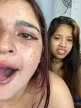 Xuxi_XXX's Webcam Show