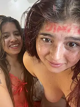 Xuxi_XXX webkamerás műsora