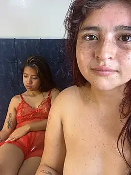 Xuxi_XXX webkamerás műsora