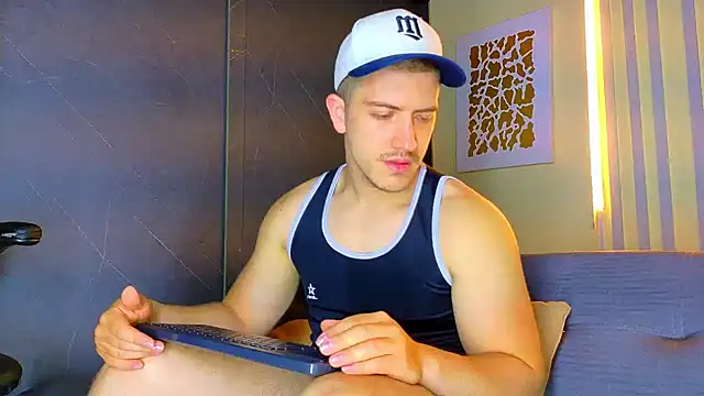 ALANNFERRER: вебкам-шоу