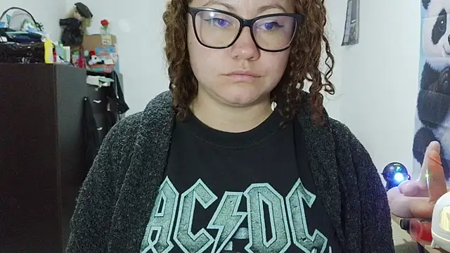 curly_greeneyed 라이브 XXX 채팅