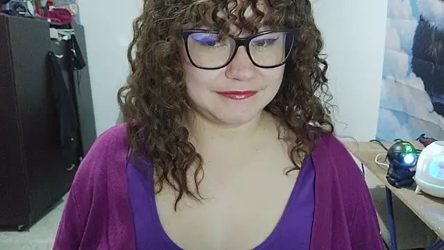curly_greeneyed 现场XXX聊天