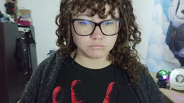 Czat XXX na żywo – curly_greeneyed