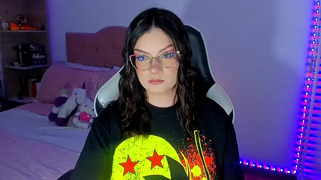 OphelianaRose33 লাইভ চ্যাট রুম