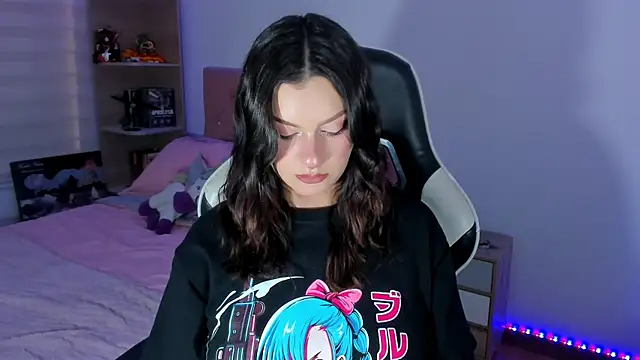 צ'אט XXX בשידור חי של OphelianaRose33