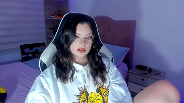 OphelianaRose33 在線直播表演