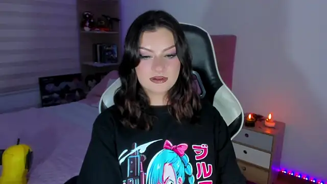 Chat +18 de OphelianaRose33 ao vivo