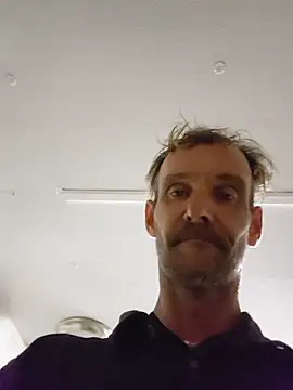 Hungwell1515 webkamerás műsora