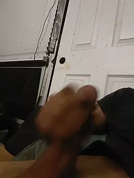 Hungwell1515 Show Webcam