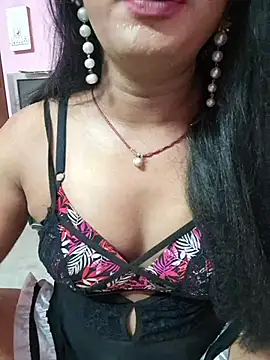 glitchwaligirl's Webcam Show
