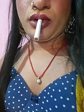 glitchwaligirl: διαδικτυακό σόου στην κάμερα