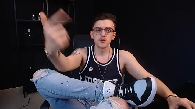 FelixStarkkn Webbikameraesitys