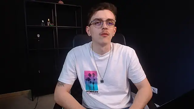 FelixStarkk live XXX chat