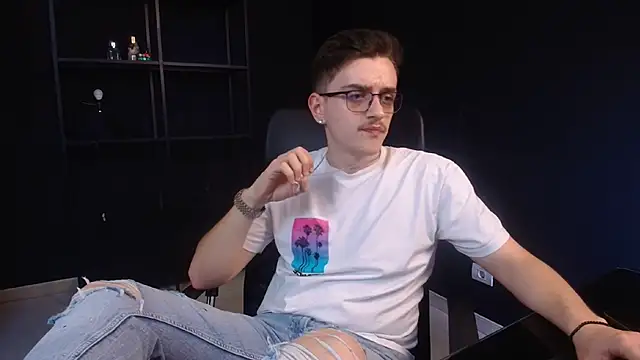FelixStarkk 在線直播表演