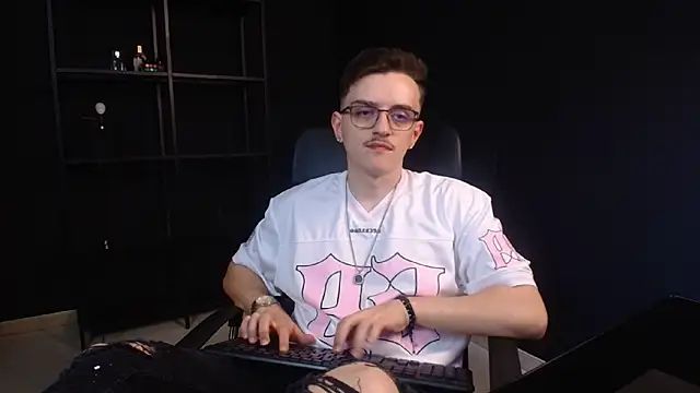 FelixStarkk webcam show