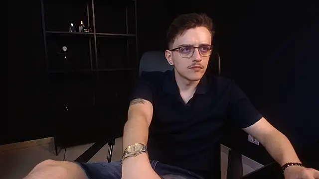 FelixStarkk Show in webcam
