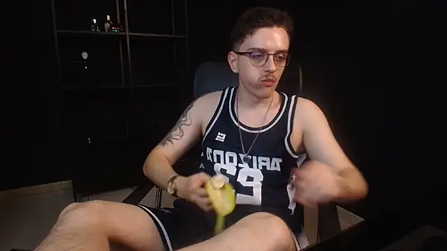 FelixStarkk 网络视讯表演