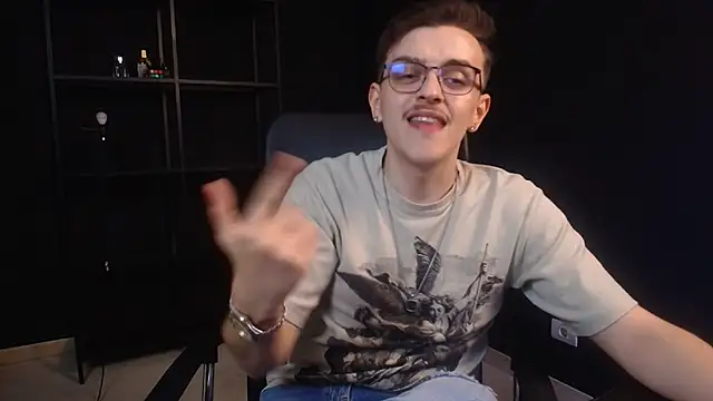 FelixStarkk 网络视讯表演