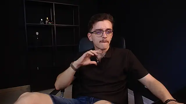 FelixStarkk Pertunjukan Webcam