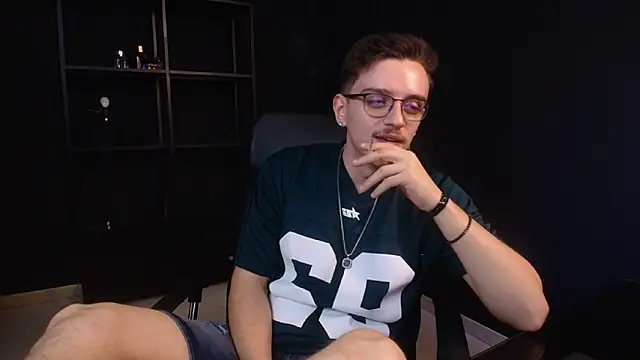FelixStarkk Pertunjukan Webcam
