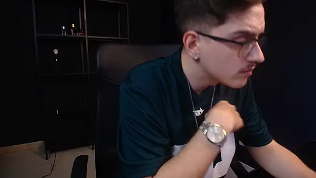 FelixStarkk Pertunjukan Webcam