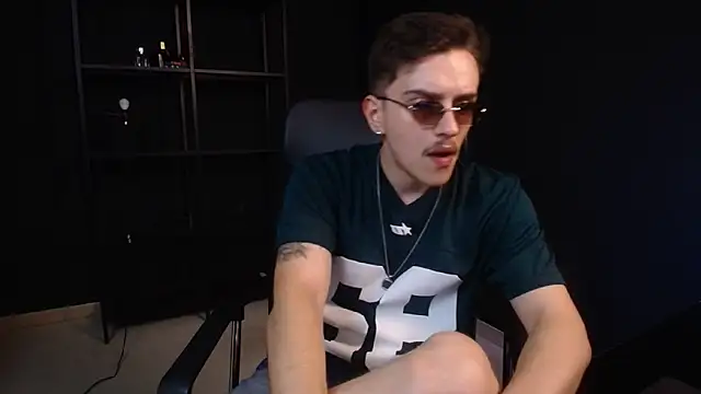 FelixStarkk Pertunjukan Webcam