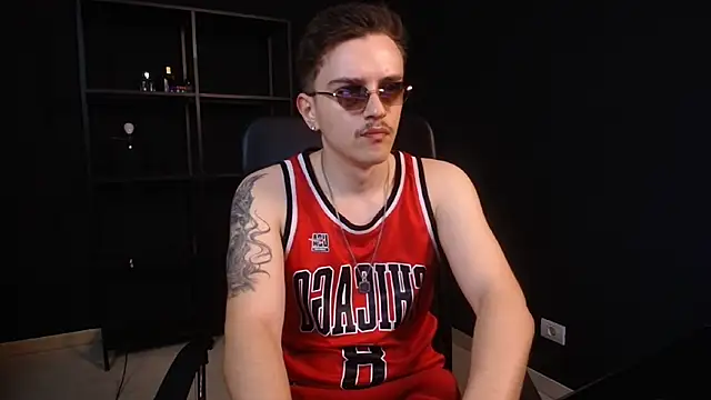 FelixStarkk 在線直播表演