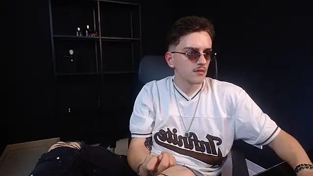 FelixStarkk Adlı Modelin Web Kamerası Şovu