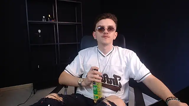 FelixStarkkのウェブカメラショー