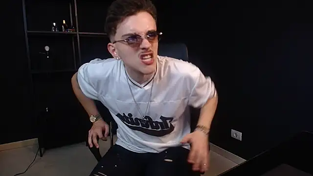 عرض كام FelixStarkk