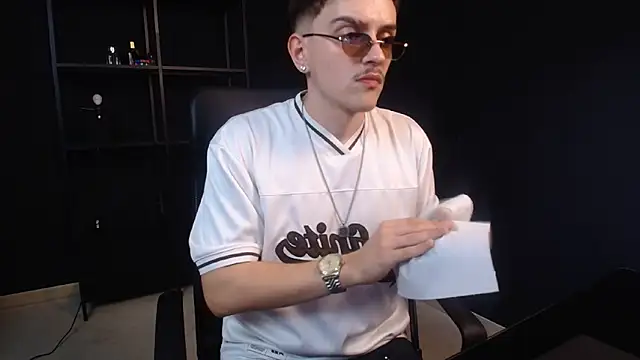 Show de FelixStarkk na webcam