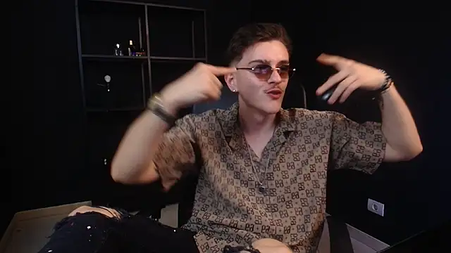 FelixStarkk Pertunjukan Webcam