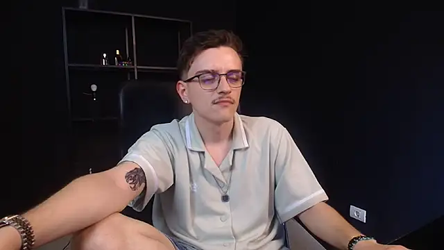 FelixStarkk Pertunjukan Webcam