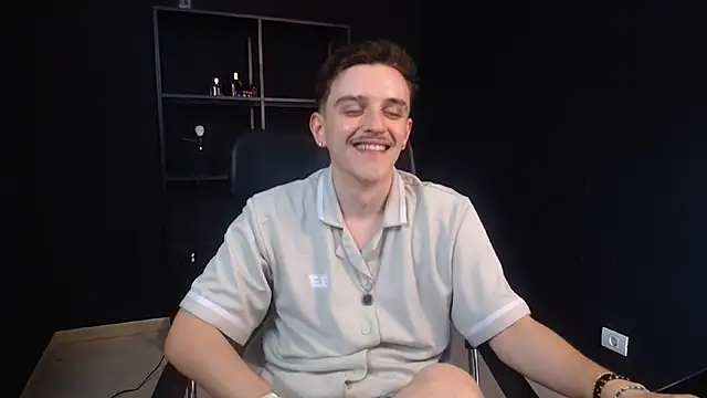 FelixStarkk Pertunjukan Webcam