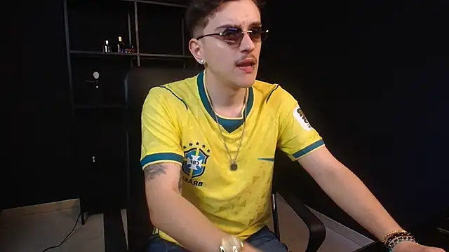 FelixStarkkのウェブカメラショー